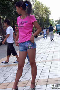 女生去掉所有内衣